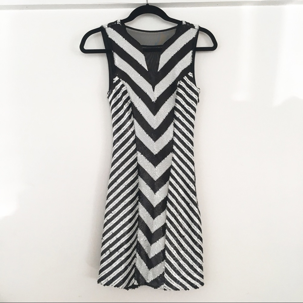 BEBE black white chevron striped sequin mini dress XS